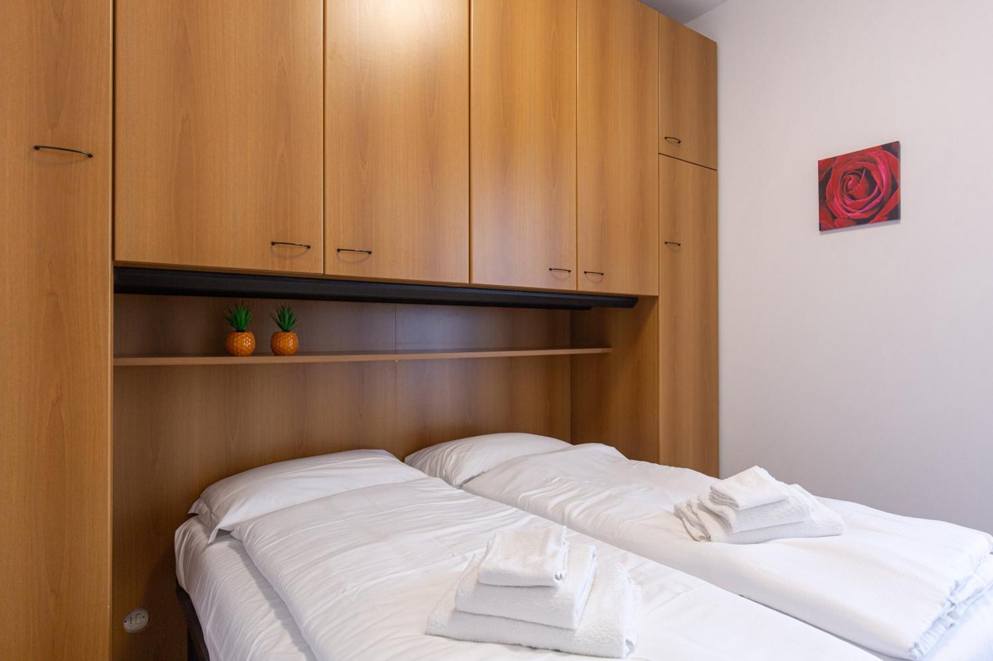 Prestige Garda Home - Ai Cappuccini بسكييرا ديل غاردا المظهر الخارجي الصورة
