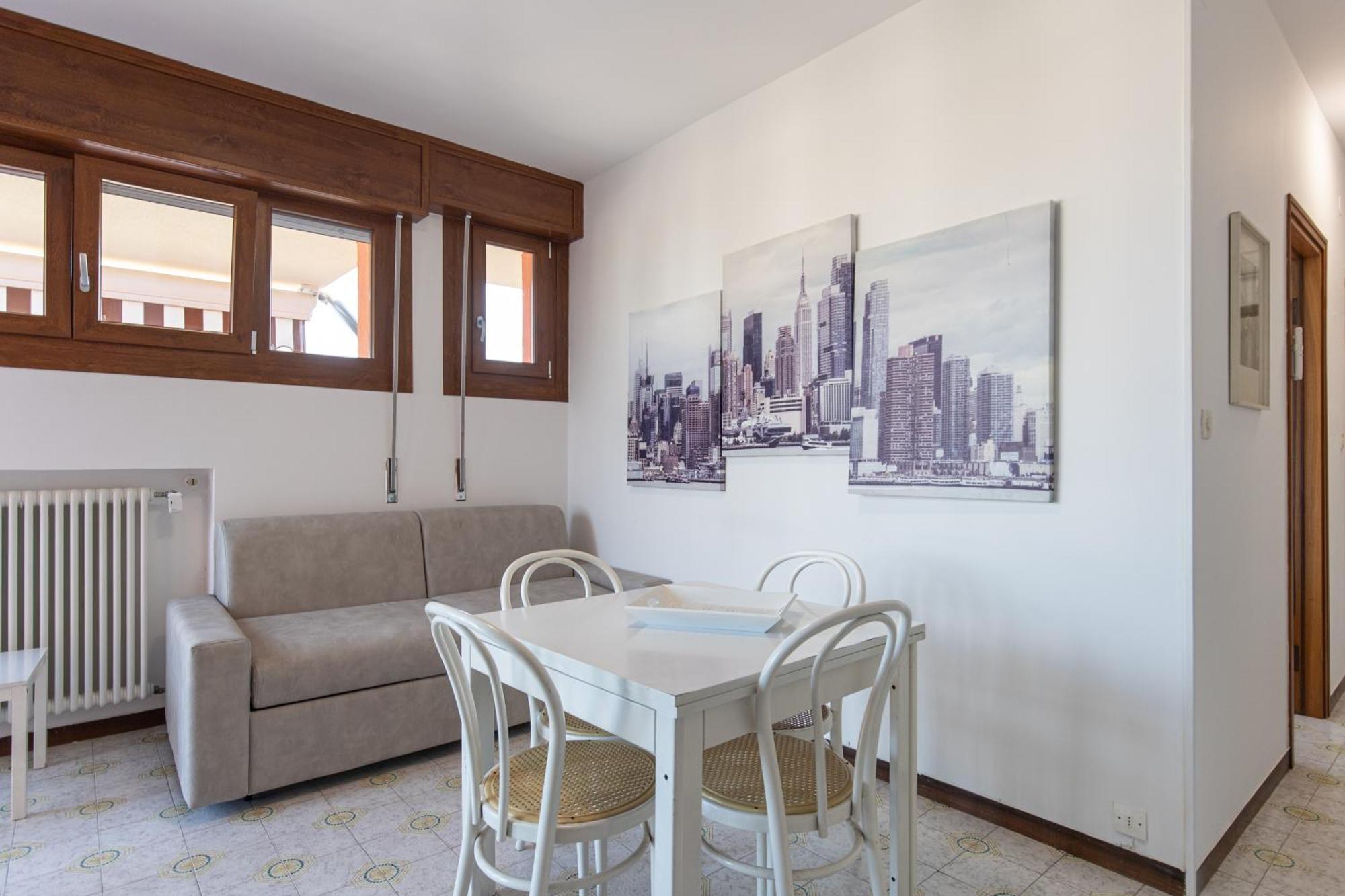 Prestige Garda Home - Ai Cappuccini بسكييرا ديل غاردا المظهر الخارجي الصورة