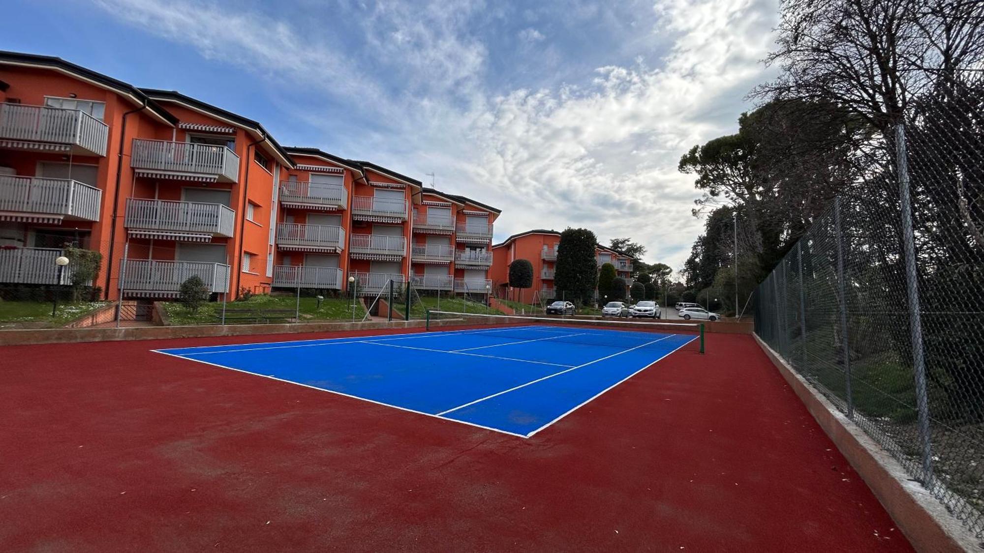 Prestige Garda Home - Ai Cappuccini بسكييرا ديل غاردا المظهر الخارجي الصورة